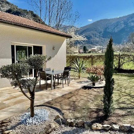 L'ecrin D'ussat 빌라 *